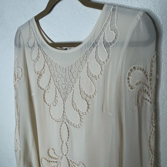 Farm Rio Long Sleeve Embroidered Top Size P (US Small) Ivory Sheer Lined - Picture 7 of 15